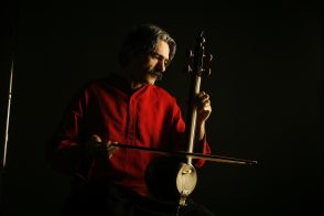 Le joueur iranien de kamancheh, Kayhan Kalhor.